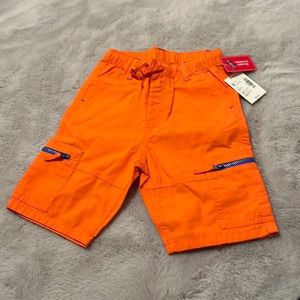 Brand new Gymboree 5T Boy’s shorts